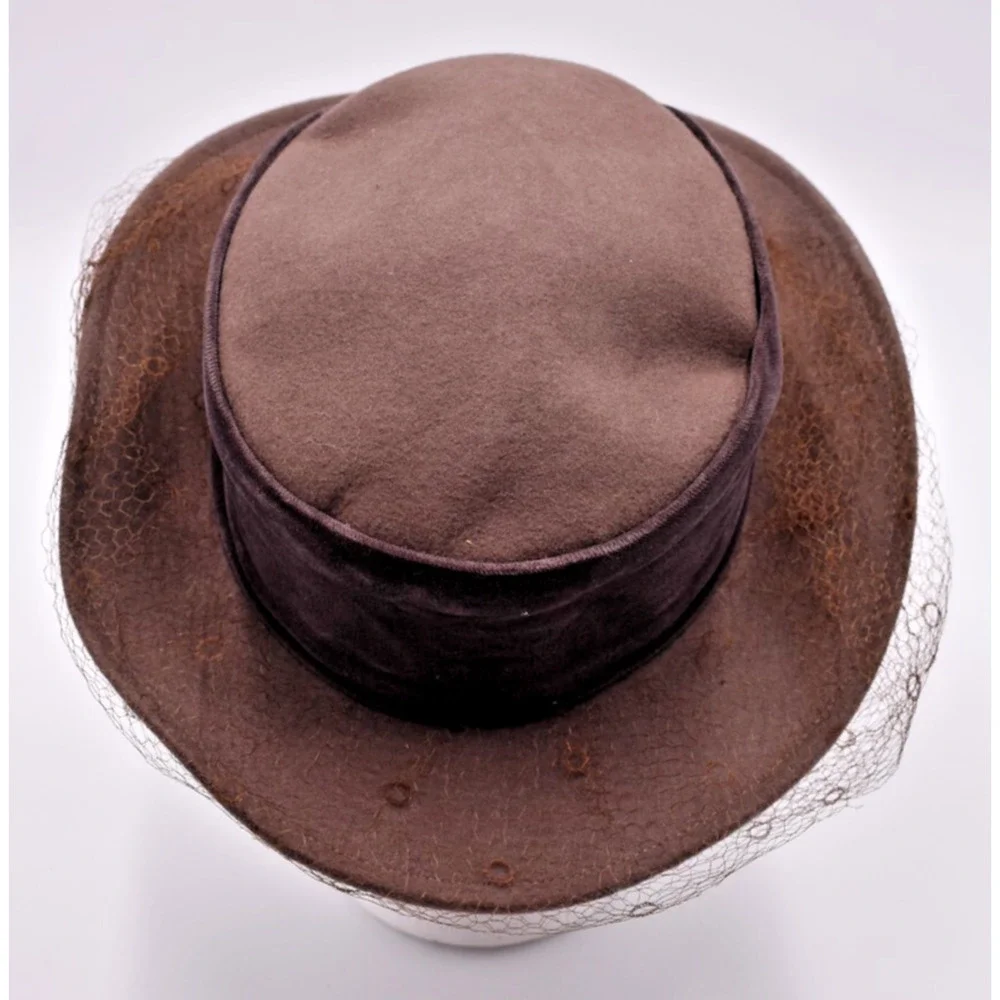 Vintage Whittall & Javits Doeskin Felt Wool Brown Derby / Church Hat Womens